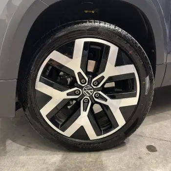 TAOS 1.4 250 TSI Highline