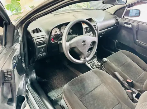 ASTRA 2.0 MPFI Advantage 8V