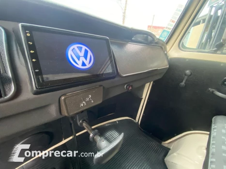 Volkswagen Kombi Pick-Up 4 portas