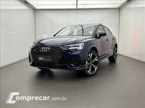 Audi Q3 2.0 40 TFSI Sportback Performance Black Quattro 4 portas