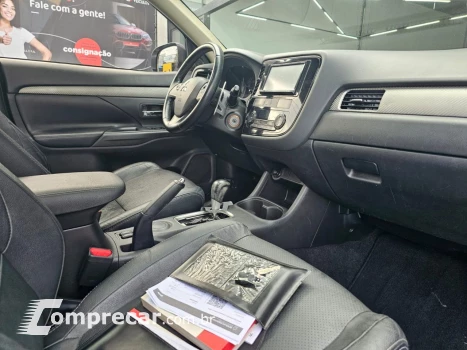 OUTLANDER 2.0 16V 160cv Aut.