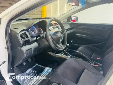 CITY 1.5 DX Sedan 16V