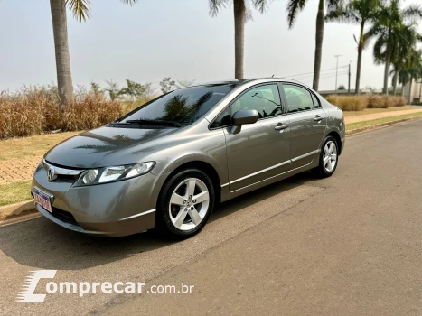 Honda CIVIC 1.8 LXS 16V 4 portas