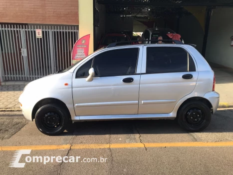QQ 1.1 MPFI 16V