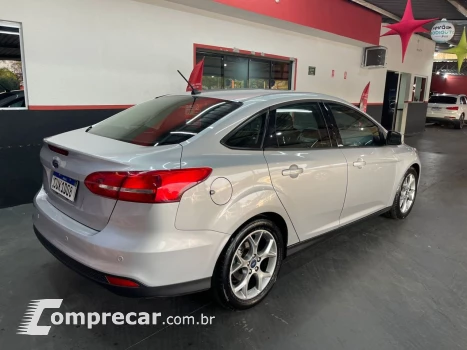 Focus Sedan 2.0 16V 4P FLEX SE POWERSHIFT AUTOMÁTICO