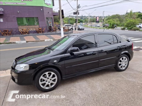 CHEVROLET ASTRA 2.0 MPFI Advantage 8V 4 portas