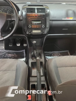 POLO SEDAN 1.6 MI Comfortline 8V
