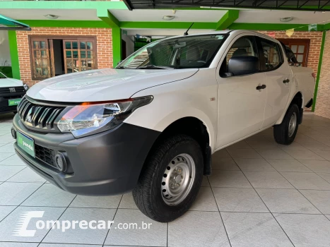 Mitsubishi L200 TRITON 2.4 16V Turbo GL CD 4X4 4 portas