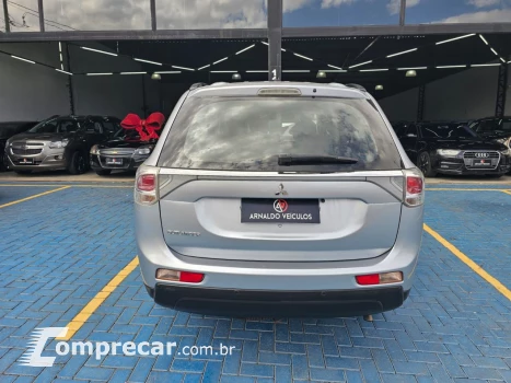 OUTLANDER 2.0 16V 160cv Aut.