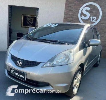 Honda FIT 4 portas