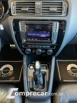 JETTA 2.0 TSI Highline 211cv