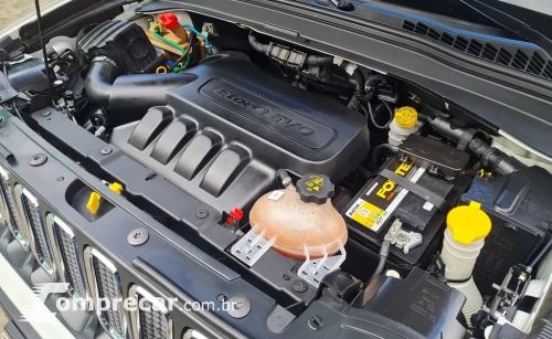 RENEGADE 1.8 16V Longitude