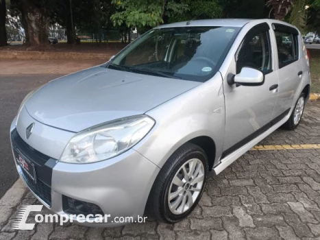 Renault SANDERO - 1.6 EXPRESSION 8V 4P MANUAL 4 portas