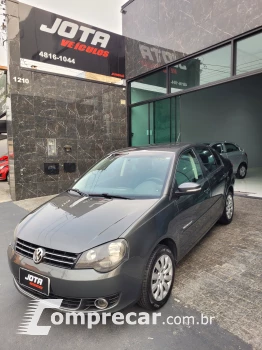 POLO SEDAN 1.6 MI Comfortline 8V