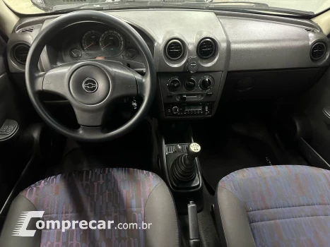 CELTA 1.0 MPFI LT 8V