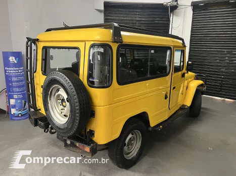 BANDEIRANTE 3.7 Bj50lv-b 4X4 Chassi Longo