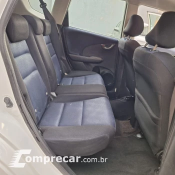 Fit 1.4 16V 4P LX FLEX