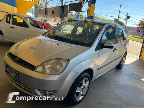 FIESTA 1.6 MPI Class Sedan 8V