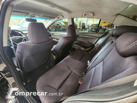 CITY 1.5 LX Sedan 16V