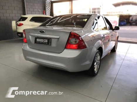 Focus Sedan 2.0 16V/2.0 16V Flex 4p