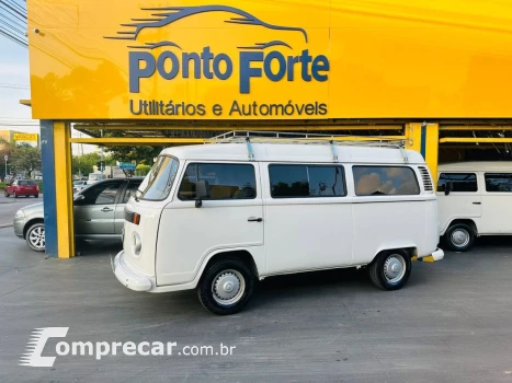 Volkswagen Kombi 1.6 STD 9 LUGARES 3 portas