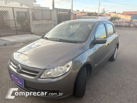 Volkswagen GOL 1.0 8V 4 portas