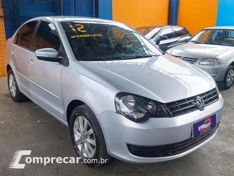 POLO SEDAN - 1.6 MI 8V 4P MANUAL