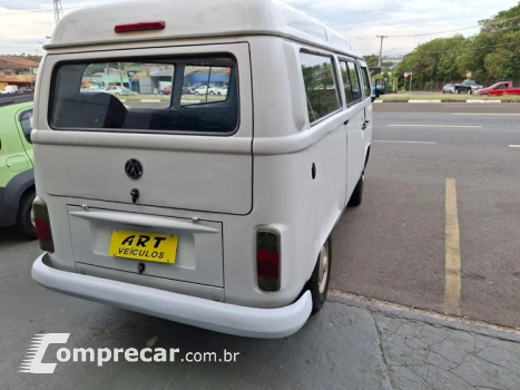 KOMBI