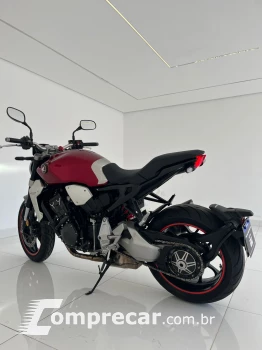 CB 1000 R