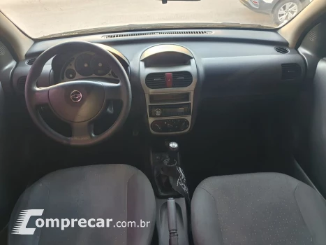 Corsa 1.4 Mpfi Premium Sedan 8V Flex 4P Manual