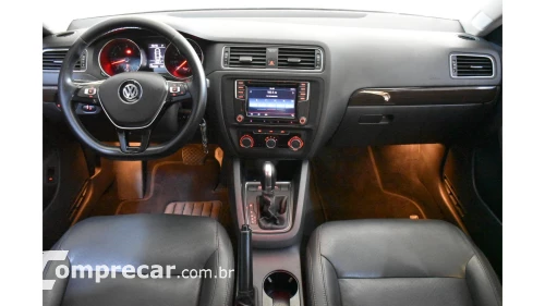 JETTA - 2.0 COMFORTLINE 4P TIPTRONIC