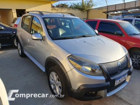 Renault SANDERO - 1.6 STEPWAY 16V 4P AUTOMÁTICO 4 portas