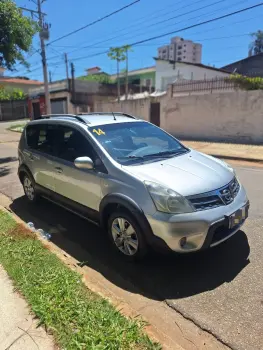 LIVINA 1.8 SL X-gear 16V