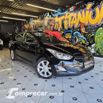 Hyundai ELANTRA GLS 4 portas