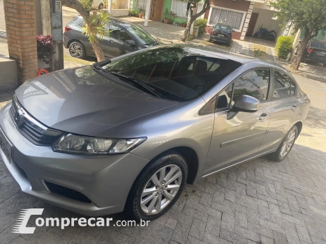 Honda CIVIC 1.8 LXS 16V 4 portas