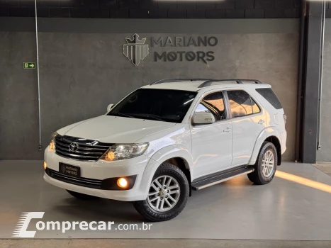 Toyota HILUX SW4 2.7 SR 4X2 16V FLEX 4P AUTOMÁTICO 4 portas