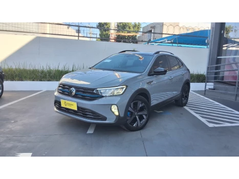 Volkswagen NIVUS 1.0 200 TSI TOTAL FLEX HIGHLINE AUTOMÁTICO 4 portas
