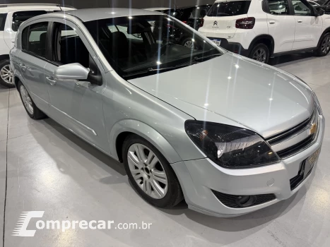 VECTRA 2.0 MPFI GT HATCH 8V FLEX 4P MANUAL
