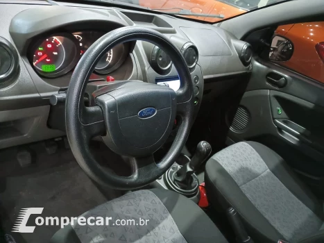 Fiesta Sedan 1.0