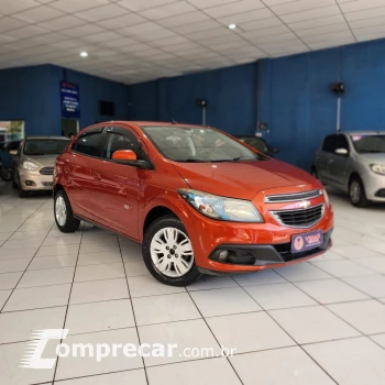 CHEVROLET ONIX 1.0 LT 4 portas