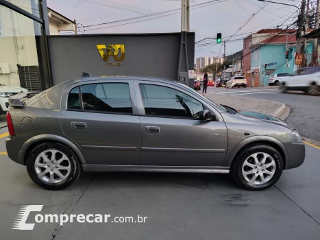 Astra Advantage 2.0 MPFI 8V FlexPower 5p
