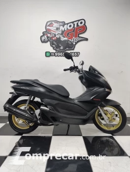 PCX 150 DLX