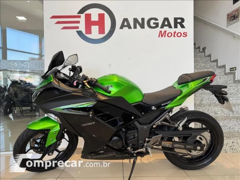 KAWASAKI NINJA 300 ABS