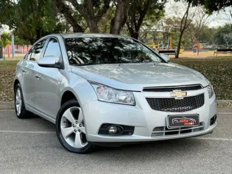 CRUZE SEDAN - 1.8 LT 16V 4P AUTOMÁTICO