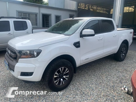 FORD Ranger 2.2 16V 4X4 XL DIESEL CABINE DUPLA 4 portas