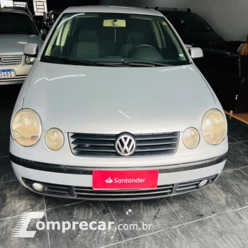 POLO SEDAN 1.6