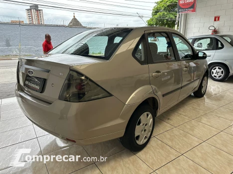 FIESTA 1.6 Rocam Sedan 8V