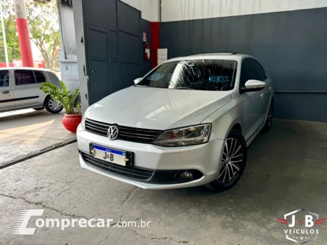 Volkswagen JETTA 2.0 Comfortline 4 portas