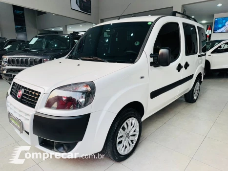 Fiat Doblo Essence 1.8 4 portas