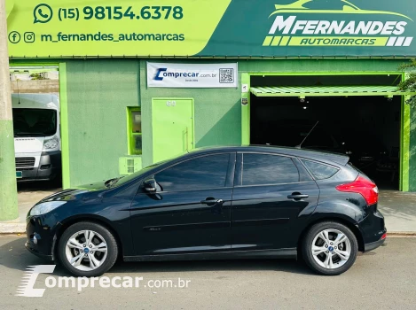 FORD FOCUS 1.6 SE 16V 4 portas